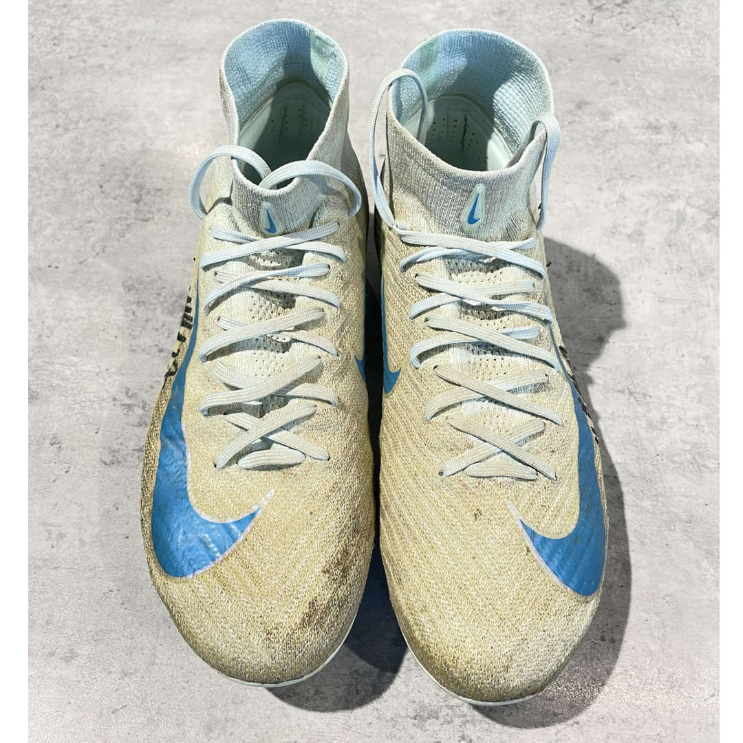 #27 - Arnold, sign. Nike Fußballschuhe