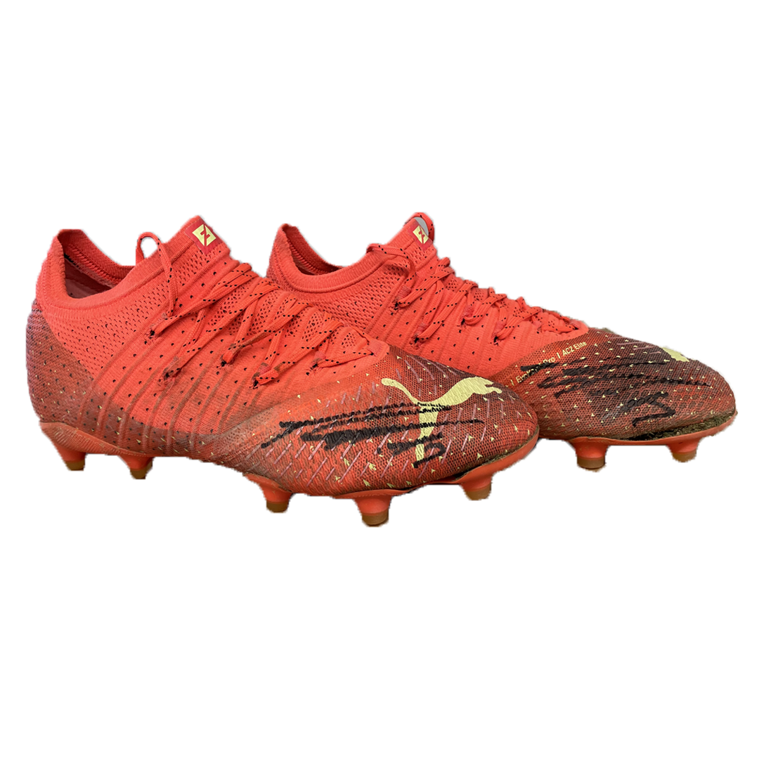 #12 - Pervan, Fußballschuhe, signiert, matchworn