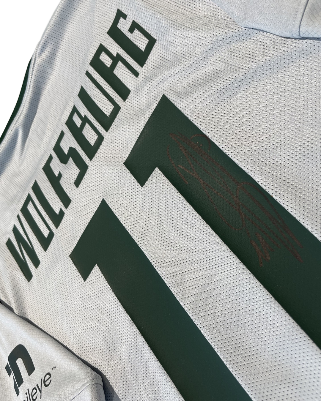#11 - Reese, sign Auswärtstrikot 2026/27