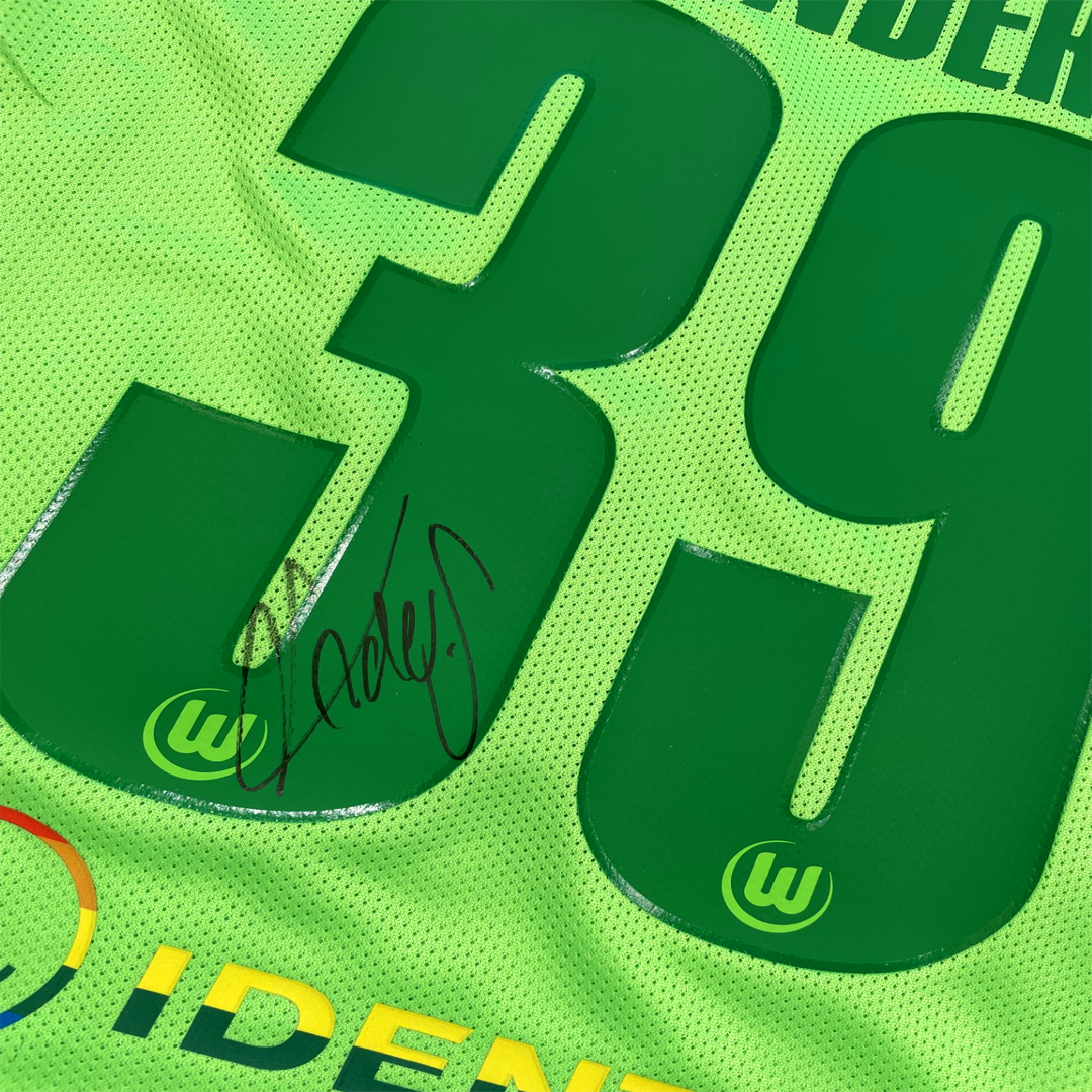 #39 - Linder, sign. Vielfalt Heimtrikot 2024/25